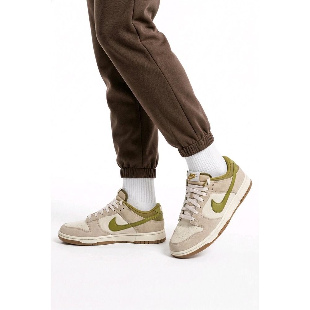 Size 9.5 Men's-Nike Dunk Low Men's Sail/Pacific Moss-Cream II HF4262-133
